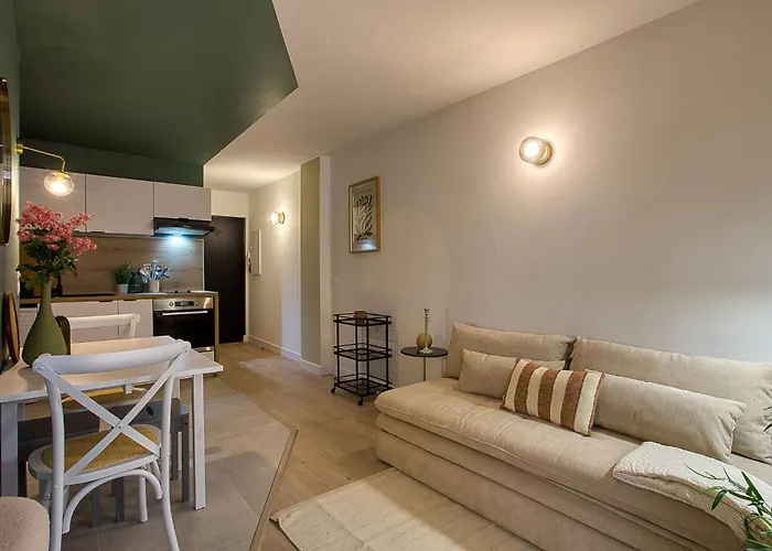 La Perla, Elegance&confort à Esquirol *