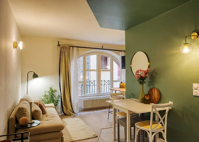 La Perla, Elegance & Confort A Esquirol * Toulouse